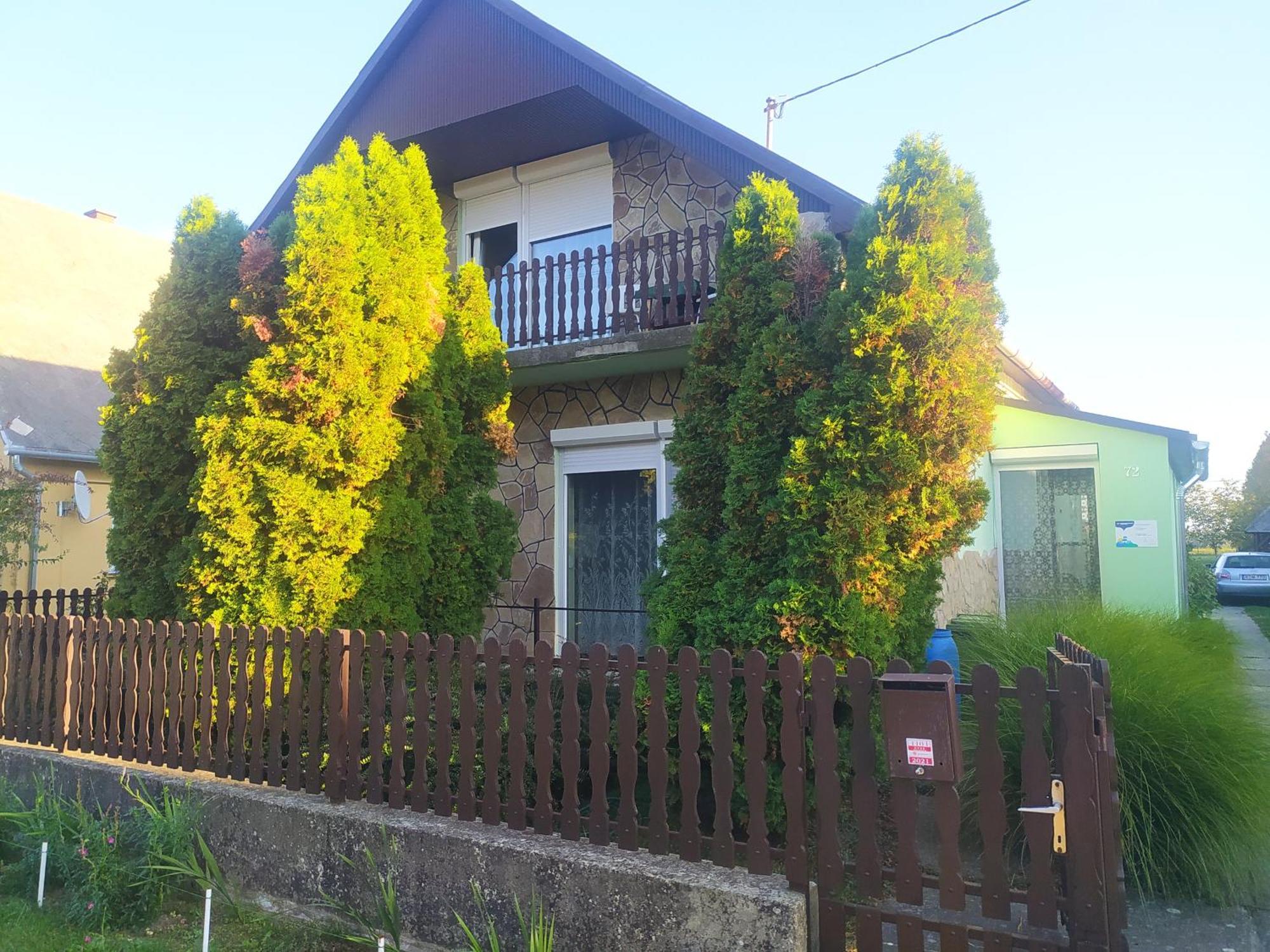 Etus Vendeghaz 2 Βίλα Balatonfenyves Εξωτερικό φωτογραφία